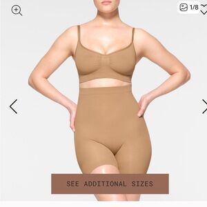 SKIMS SEAMLESS SCULPT MID THIGH SHORT Ochre  NWOT